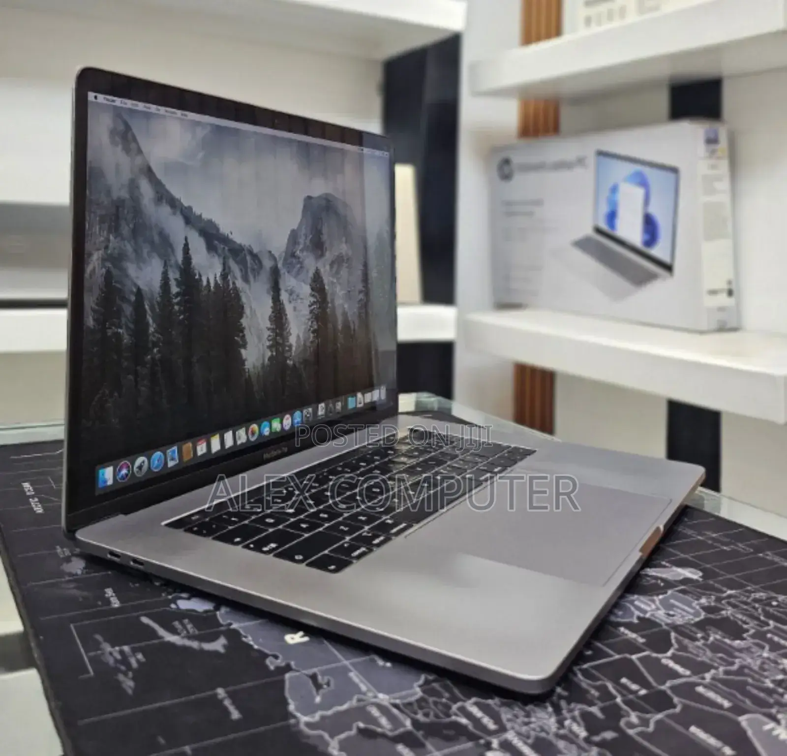 New Laptop Apple MacBook Pro 2019 16GB Intel Core I9 SSD 512GB