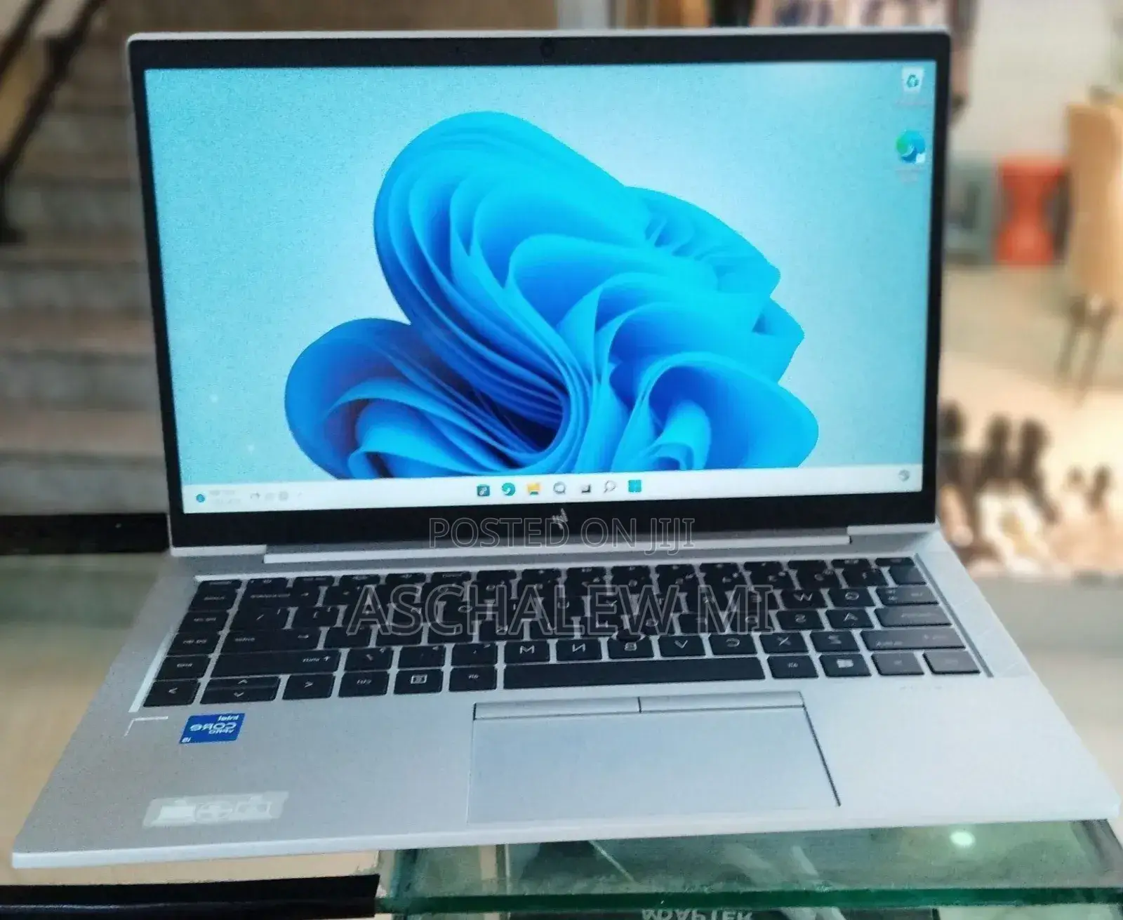 New Laptop HP EliteBook 840 G8 16GB Intel Core I5 SSD 512GB