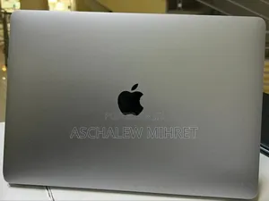New Laptop Apple MacBook Pro 2019 8GB Intel Core I5 SSD 128GB