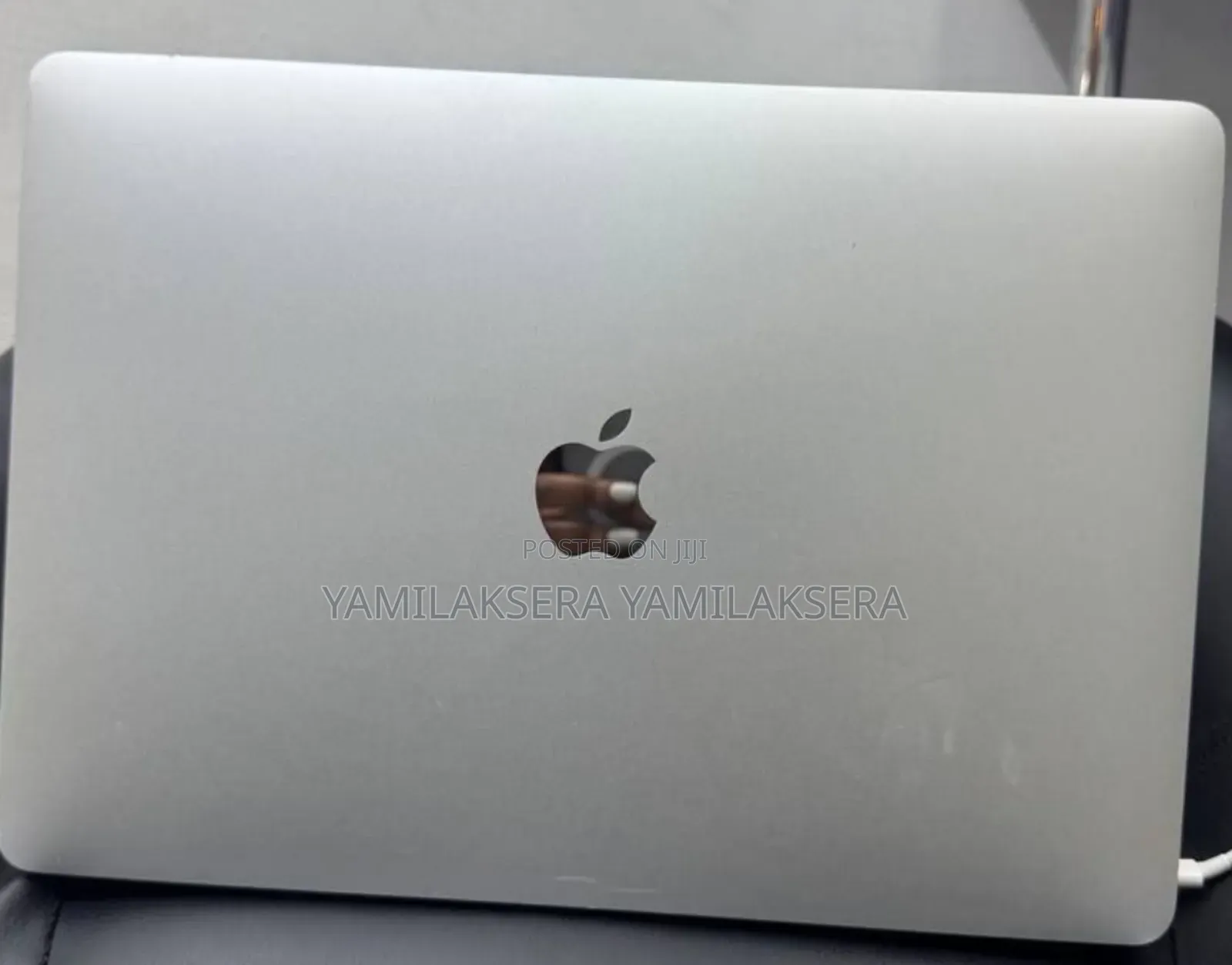 New Laptop Apple MacBook 2017 8GB Intel Core I5 SSD 128GB