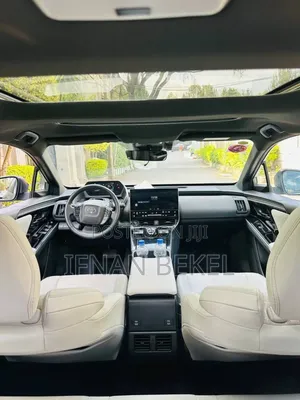 Toyota bZ4X 71.4 kWh AWD 2023 Gray