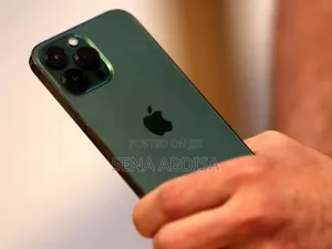 Photo - Apple iPhone 13 Pro 256 GB Green