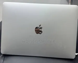 New Laptop Apple MacBook Pro 2017 8GB Intel Core I5 SSD 128GB