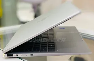 New Laptop HP EliteBook 1040 G8 16GB Intel Core I7 SSD 512GB
