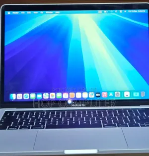New Laptop Apple MacBook Pro 2019 8GB Intel Core I5 SSD 128GB
