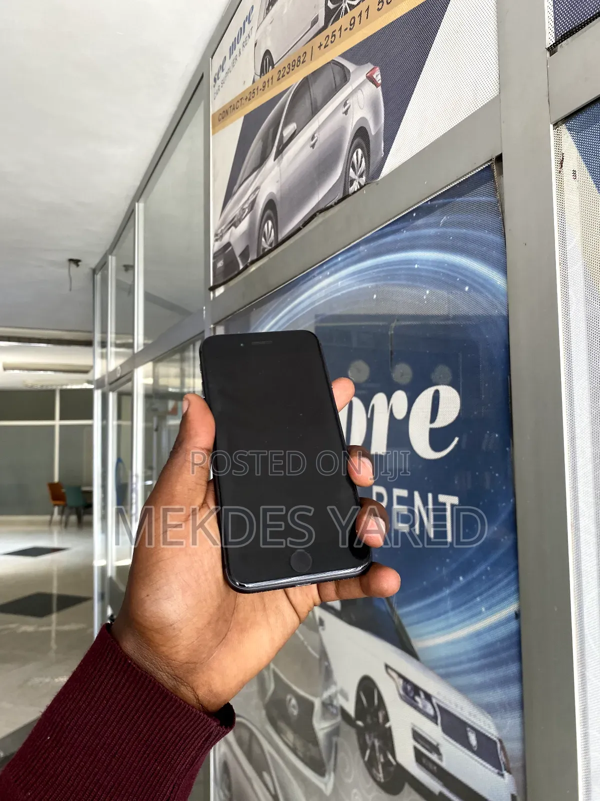 New Apple iPhone 8 64 GB Black