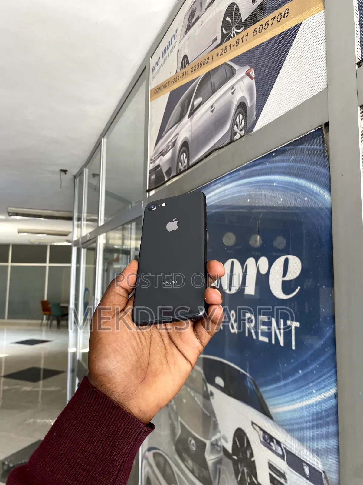 New Apple iPhone 8 64 GB Black