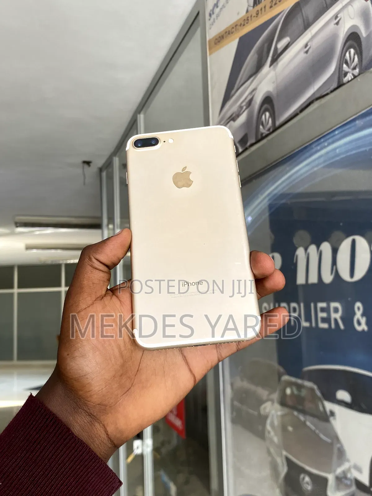 New Apple iPhone 7 Plus 32 GB Gold