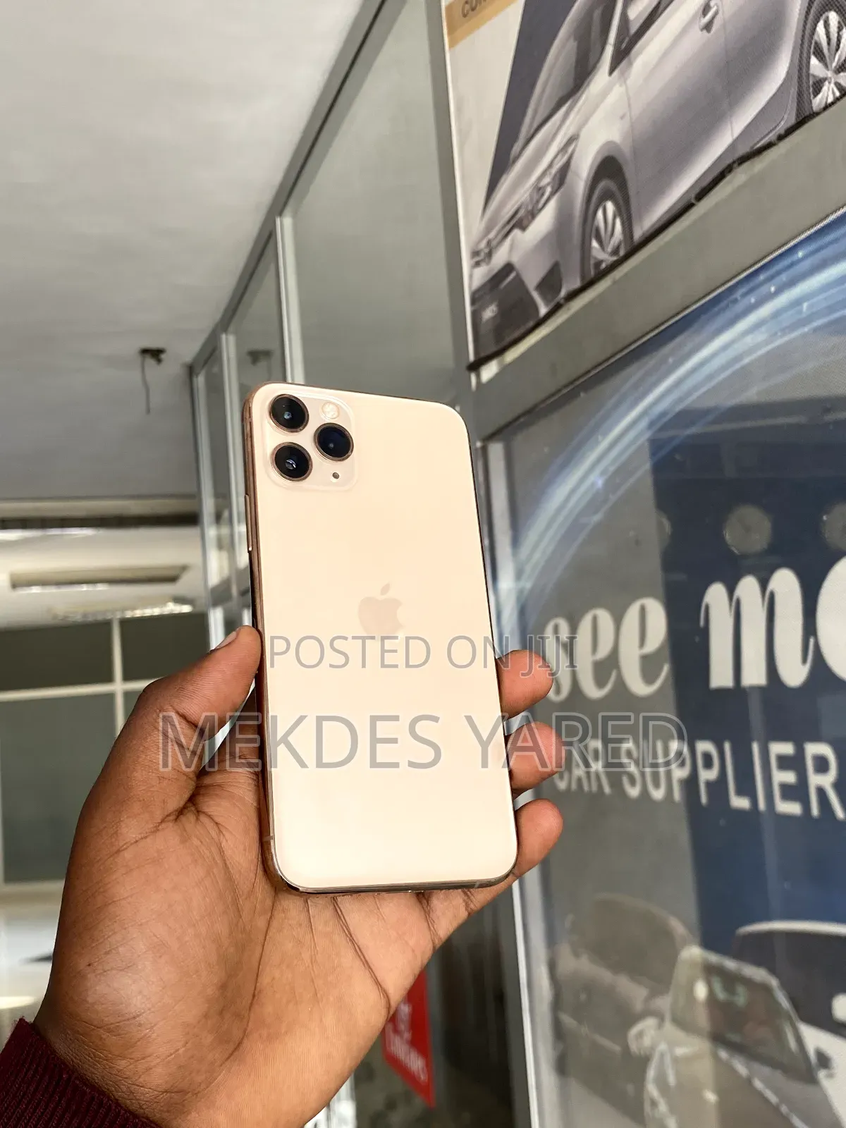 New Apple iPhone 11 Pro 256 GB Gold