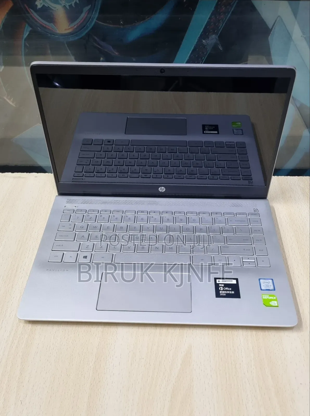 New Laptop HP Pavilion 14 8GB Intel Core I7 SSD 256GB