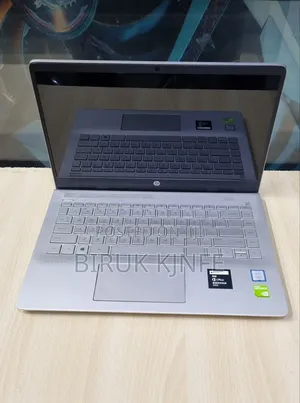 New Laptop HP Pavilion 14 8GB Intel Core I7 SSD 256GB