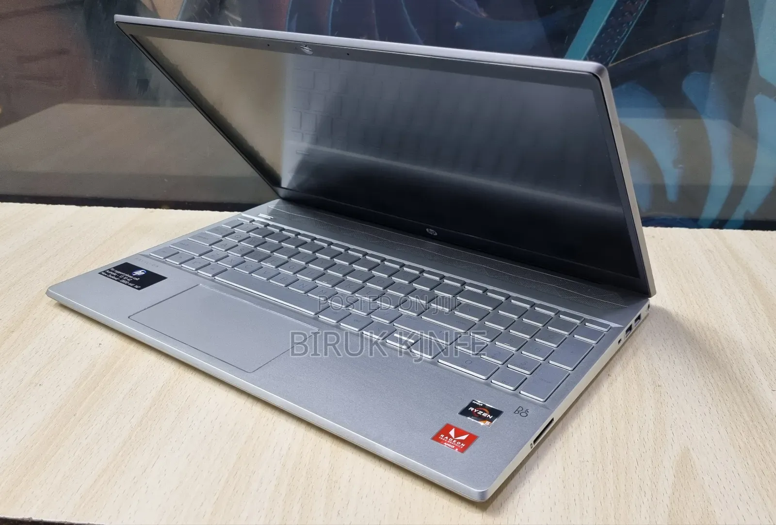 New Laptop HP Pavilion 15 8GB AMD Ryzen 5 SSD 256GB