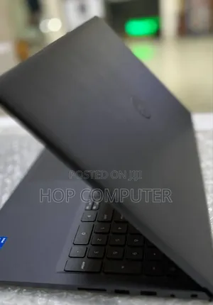 Photo - New Laptop Dell Vostro 1015 16GB Intel Core I5 SSD 512GB