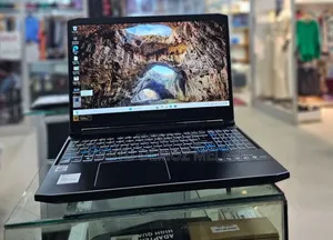 New Laptop Acer Predator Helios 300 16GB Intel Core I7 SSD 512GB