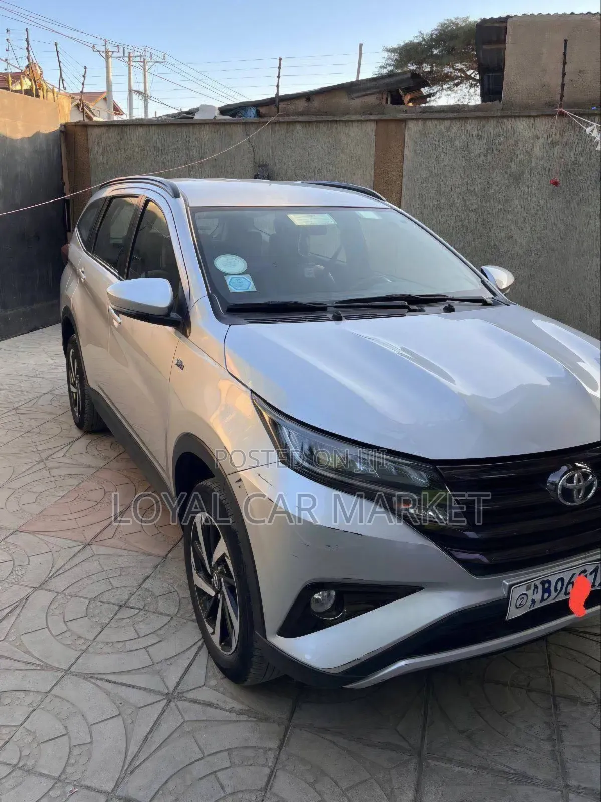 Toyota Rush 2021 Silver