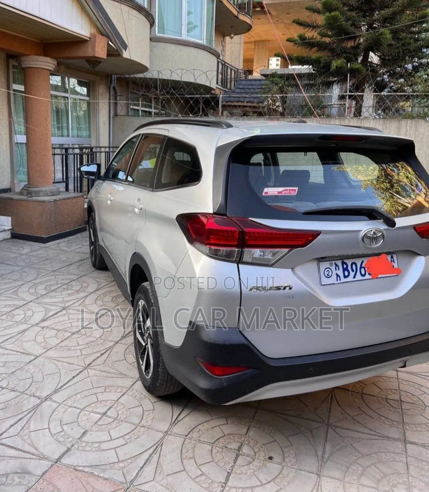 Toyota Rush 2021 Silver