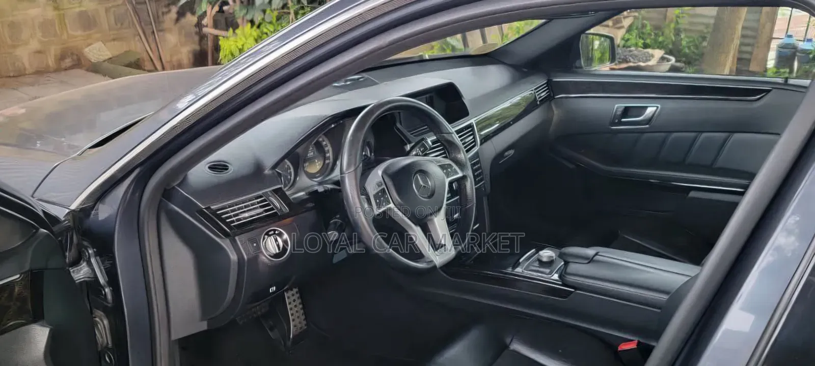 Mercedes-Benz E200 2013 Gray