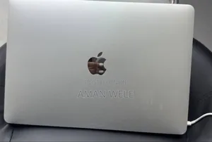 Photo - New Laptop Apple MacBook Pro 2017 8GB Intel Core I5 SSD 128GB