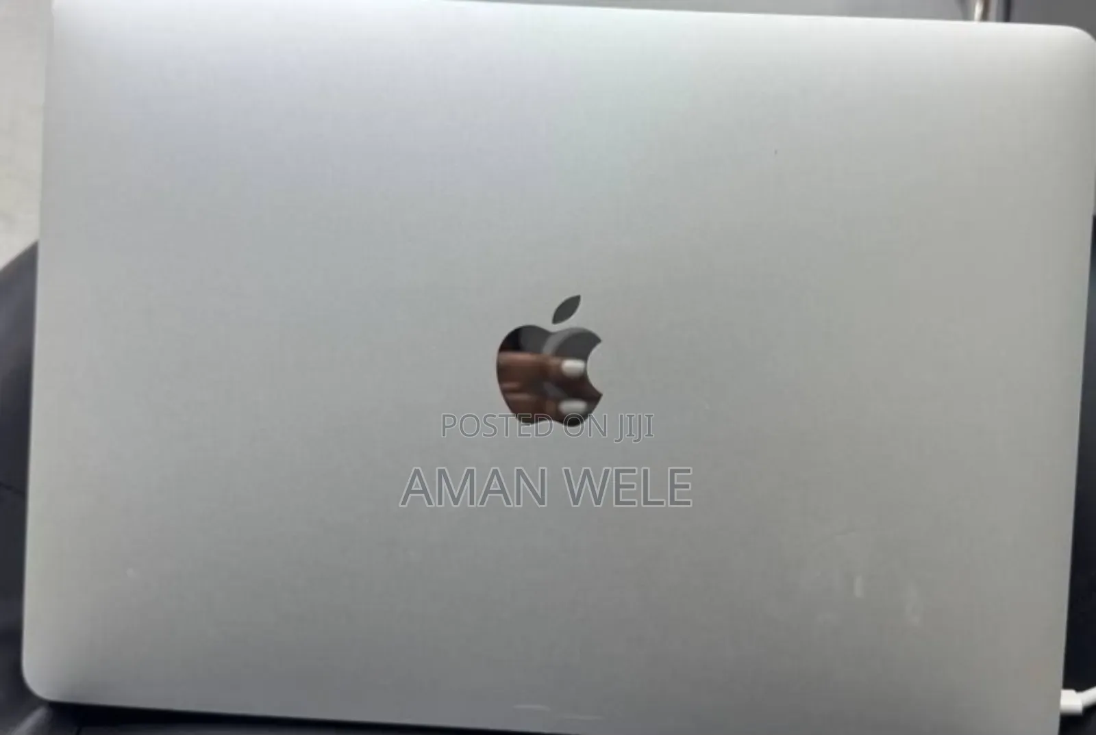 New Laptop Apple MacBook Pro 2017 8GB Intel Core I5 SSD 128GB