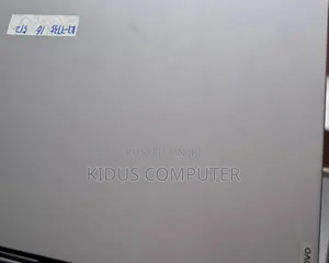 Photo - New Laptop Lenovo Yoga 710 16GB AMD Ryzen 7 SSD 512GB