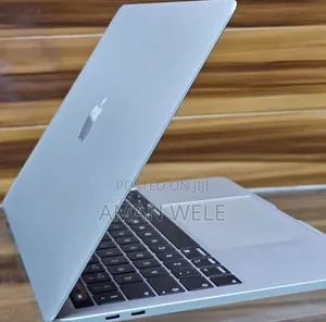 New Laptop Apple MacBook Air 2019 8GB Intel Core I5 SSD 128GB