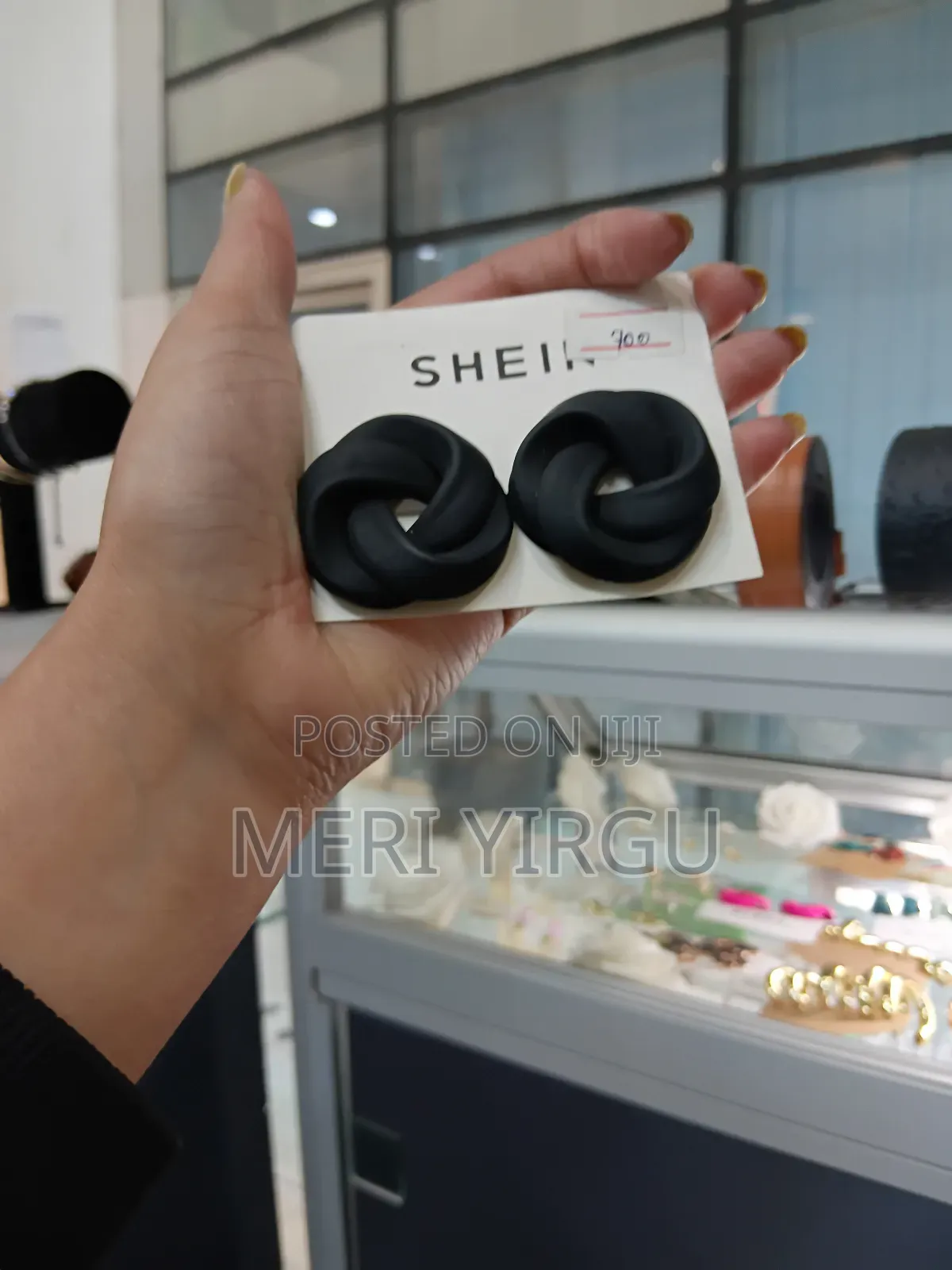 Jawllery And Earrings