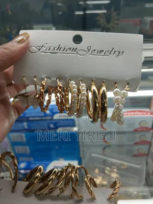 Jawllery And Earrings