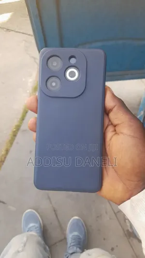 Photo - New Infinix Smart 10 HD 64 GB Blue