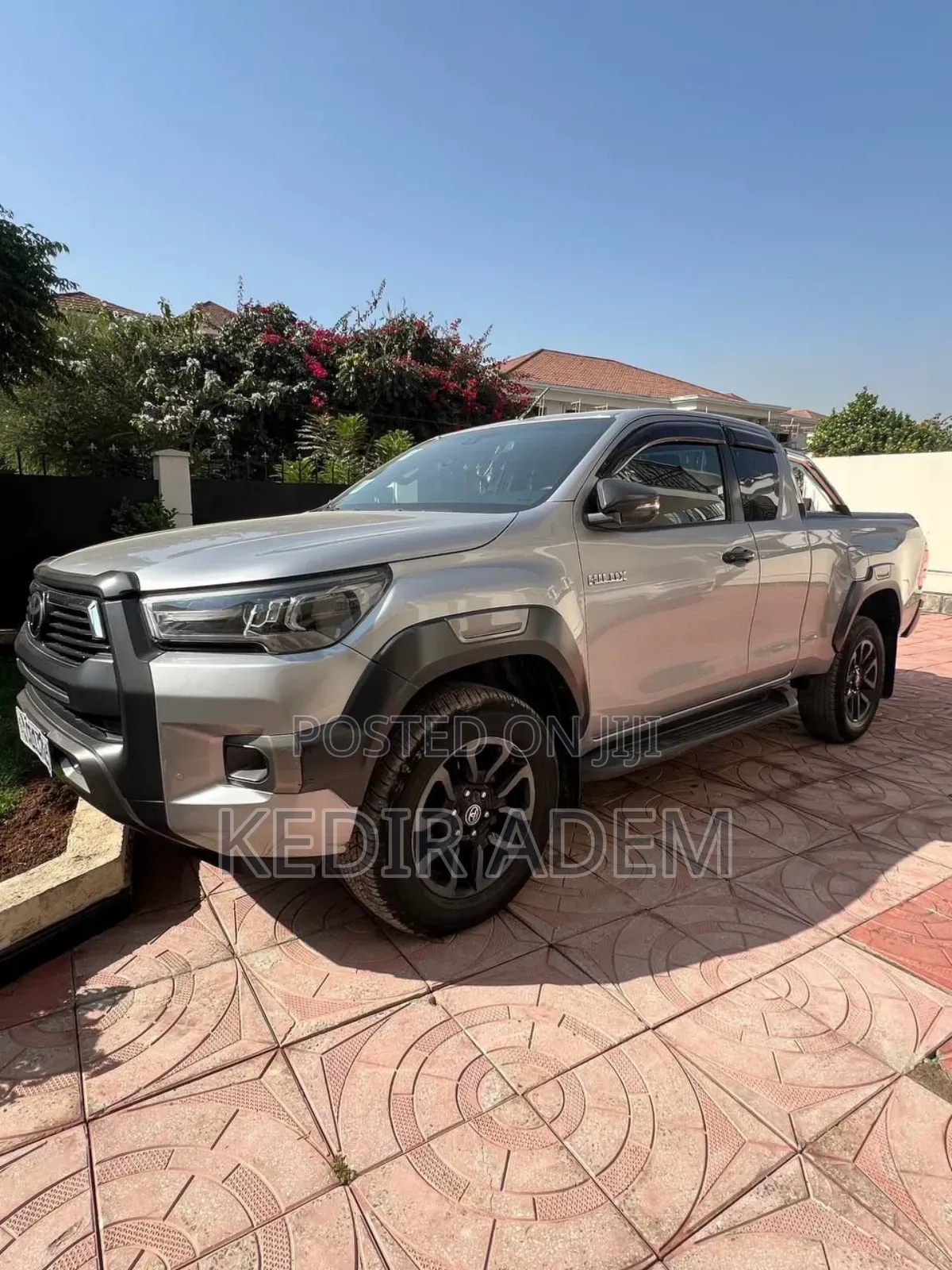 Toyota Hilux 2021 Silver
