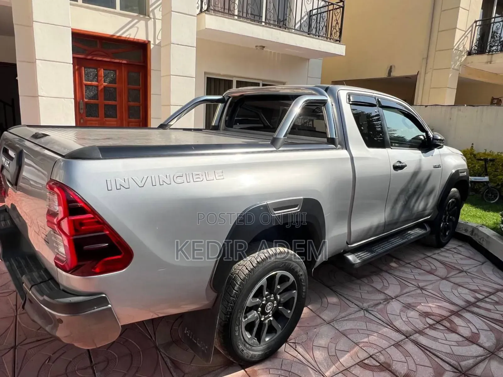 Toyota Hilux 2021 Silver