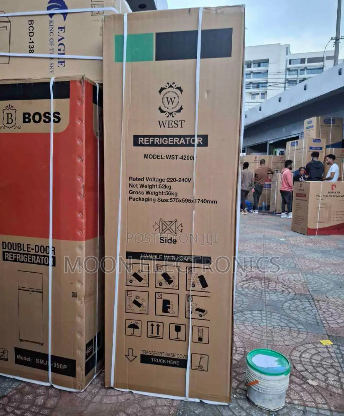 West 420 L Refrigerator – Spacious Efficient Cooling!