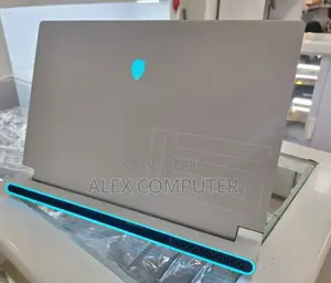 New Laptop Alienware Area-51m 32GB Intel Core I9 SSD 1T