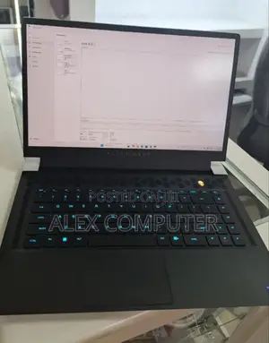 New Laptop Alienware Area-51m 32GB Intel Core I9 SSD 1T