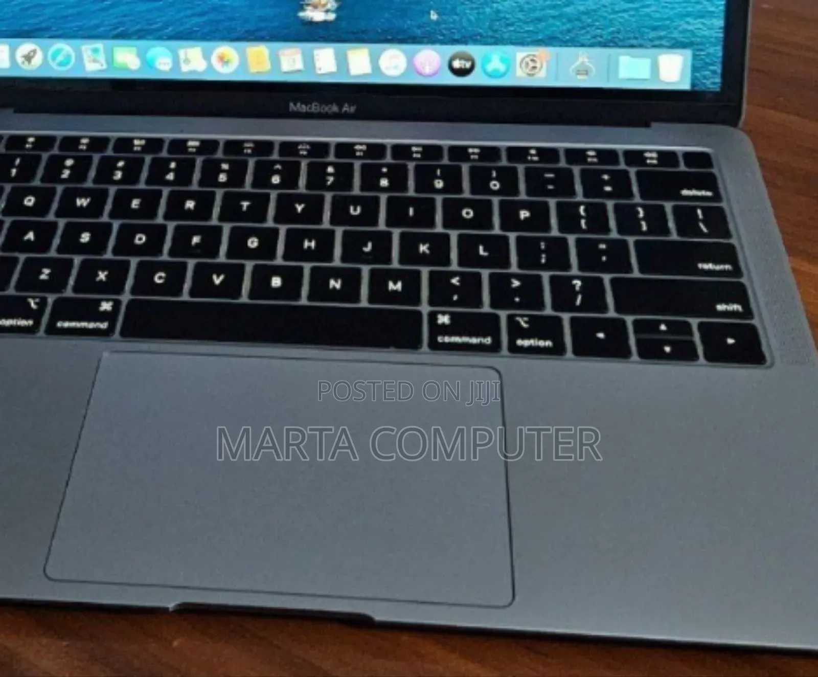 New Laptop Apple MacBook Air 2019 8GB Intel Core I5 SSD 128GB