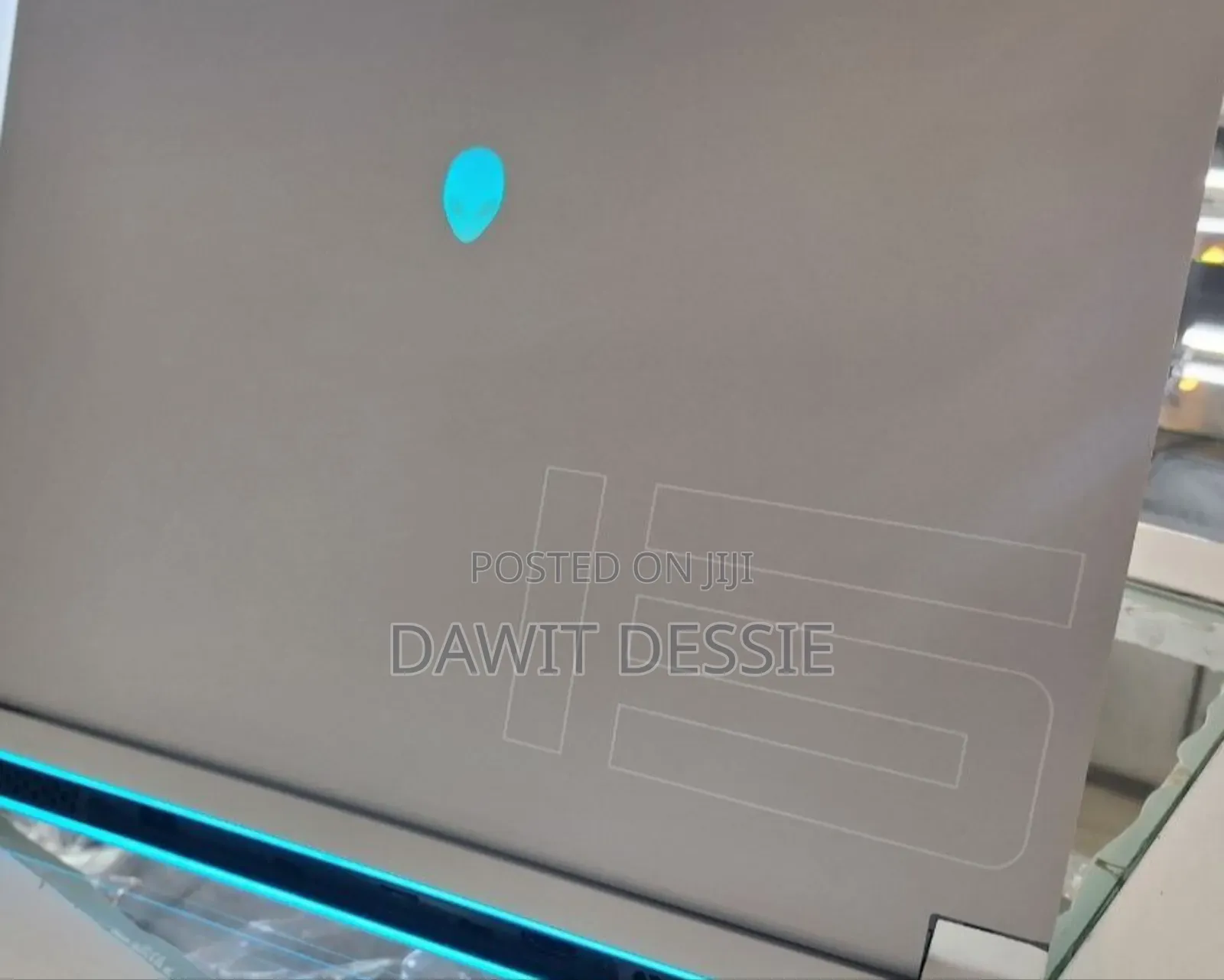New Laptop Alienware M17x R2 32GB Intel Core I9 SSD 1T