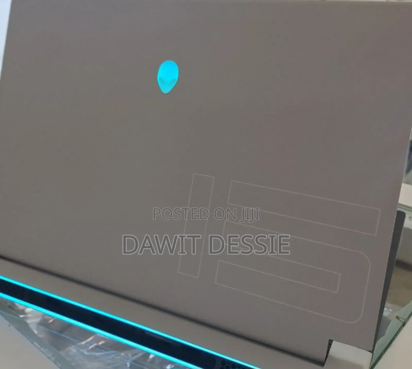 New Laptop Alienware M17x R2 32GB Intel Core I9 SSD 1T