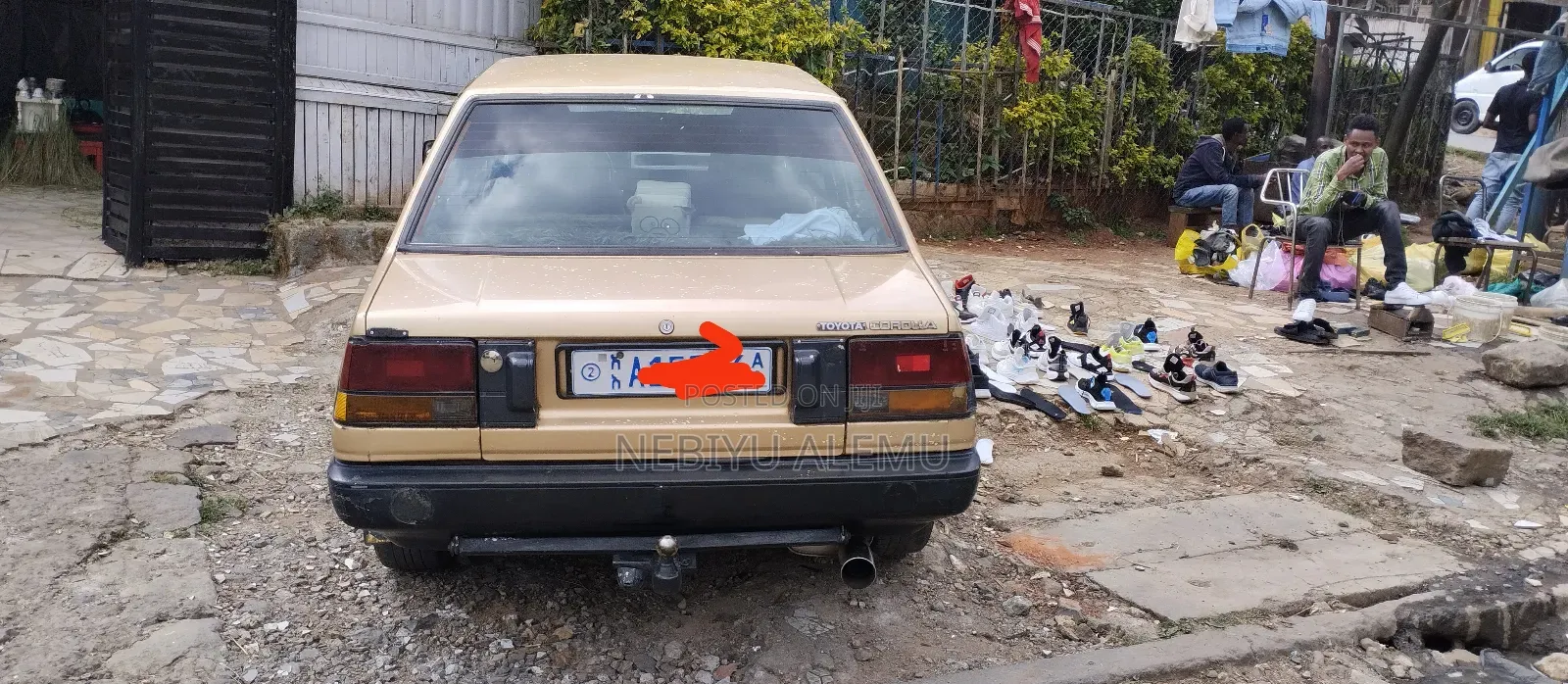 Toyota Corolla 1985 Gold