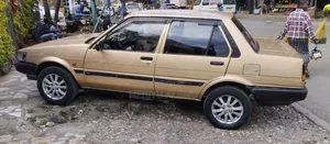 Toyota Corolla 1985 Gold