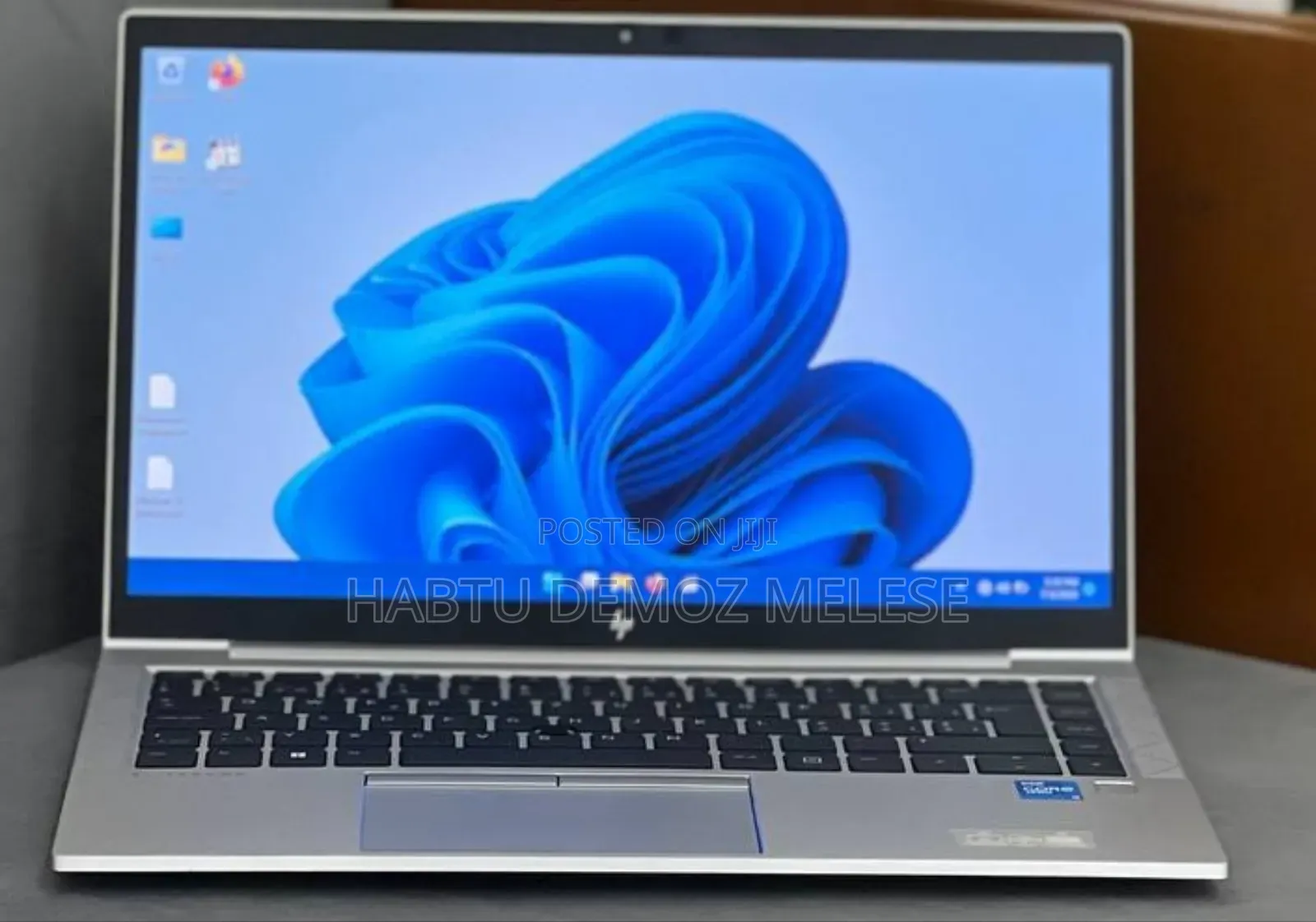 New Laptop HP Envy X2 32GB Intel Core Ultra 7 SSD 1T