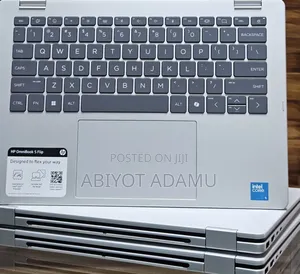 New Laptop HP OmniBook 5 14" 8GB Intel Core I5 SSD 512GB