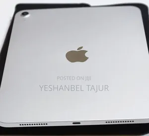 New Apple iPad (2025) 128 GB