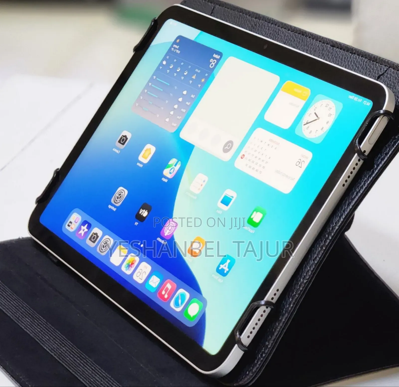 New Apple iPad (2025) 128 GB