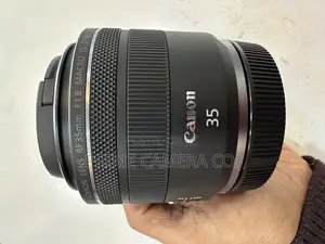 Photo - Canon Rf 35mm F/1.8 Macro Is STM Lens (Brand New)