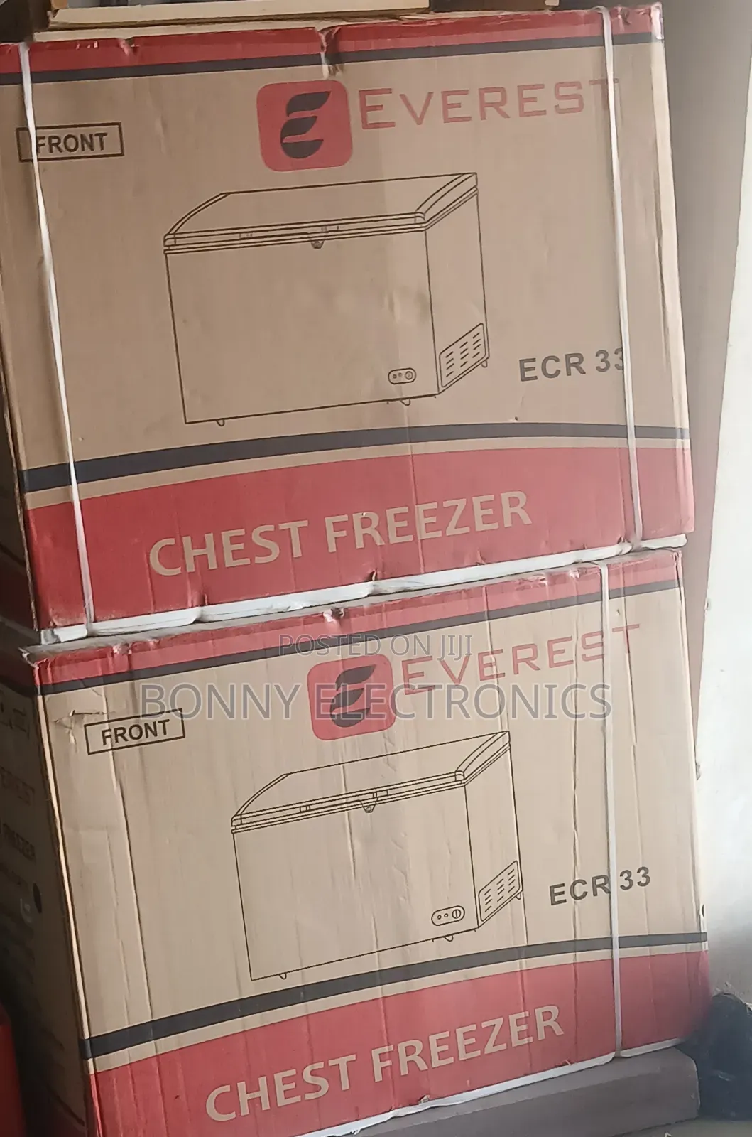Everest Deep Freezer Model-330
