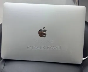 Photo - New Laptop Apple MacBook Pro 2017 8GB Intel Core I5 SSD 128GB