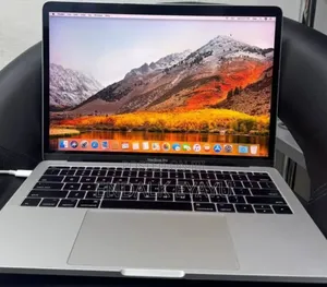 New Laptop Apple MacBook Pro 2017 8GB Intel Core I5 SSD 128GB