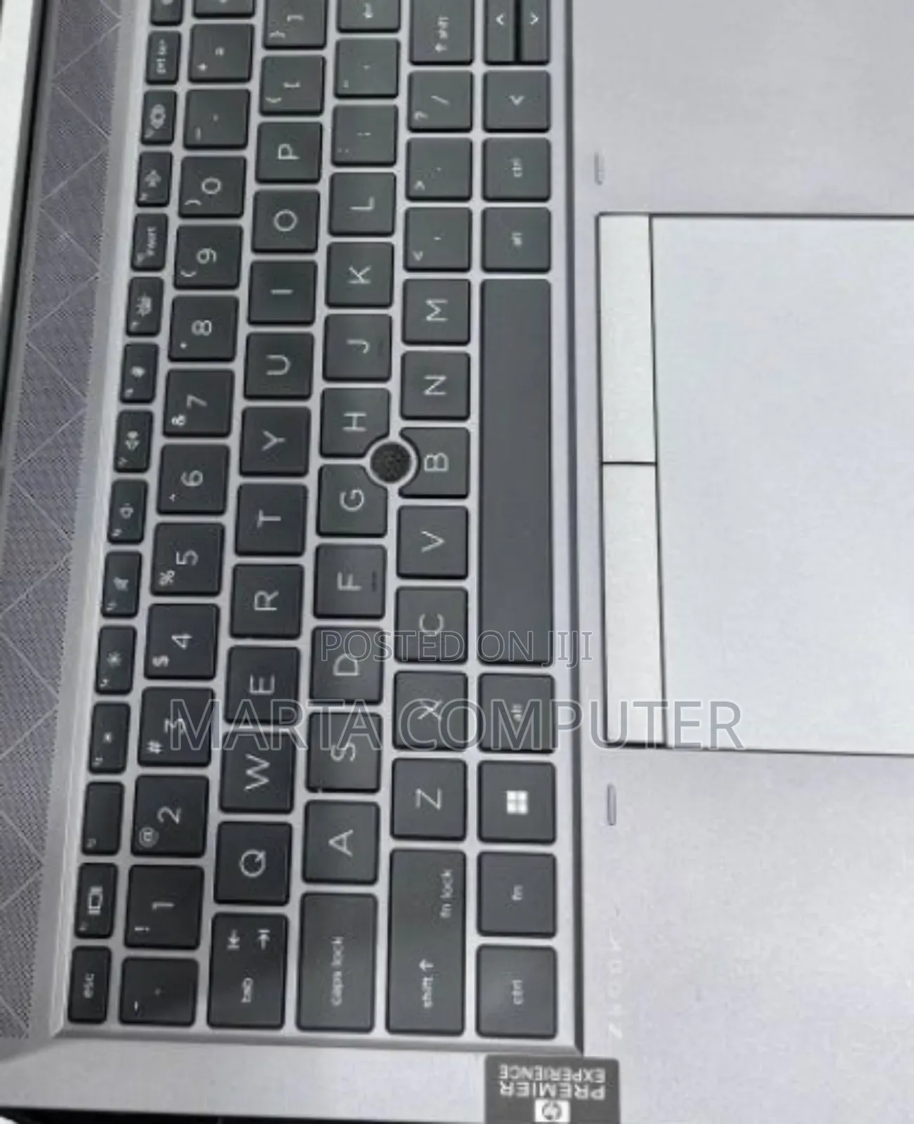 New Laptop HP ZBook Firefly G8 16GB Intel Core I7 SSD 512GB