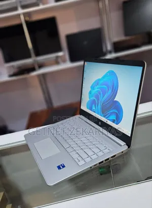 New Laptop HP Stream Notebook 8GB Intel Core I7 SSD 512GB