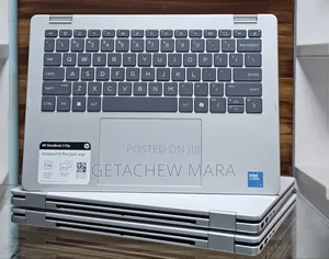 New Laptop HP OmniBook 5 Flip 8GB Intel Core I5 SSD 512GB