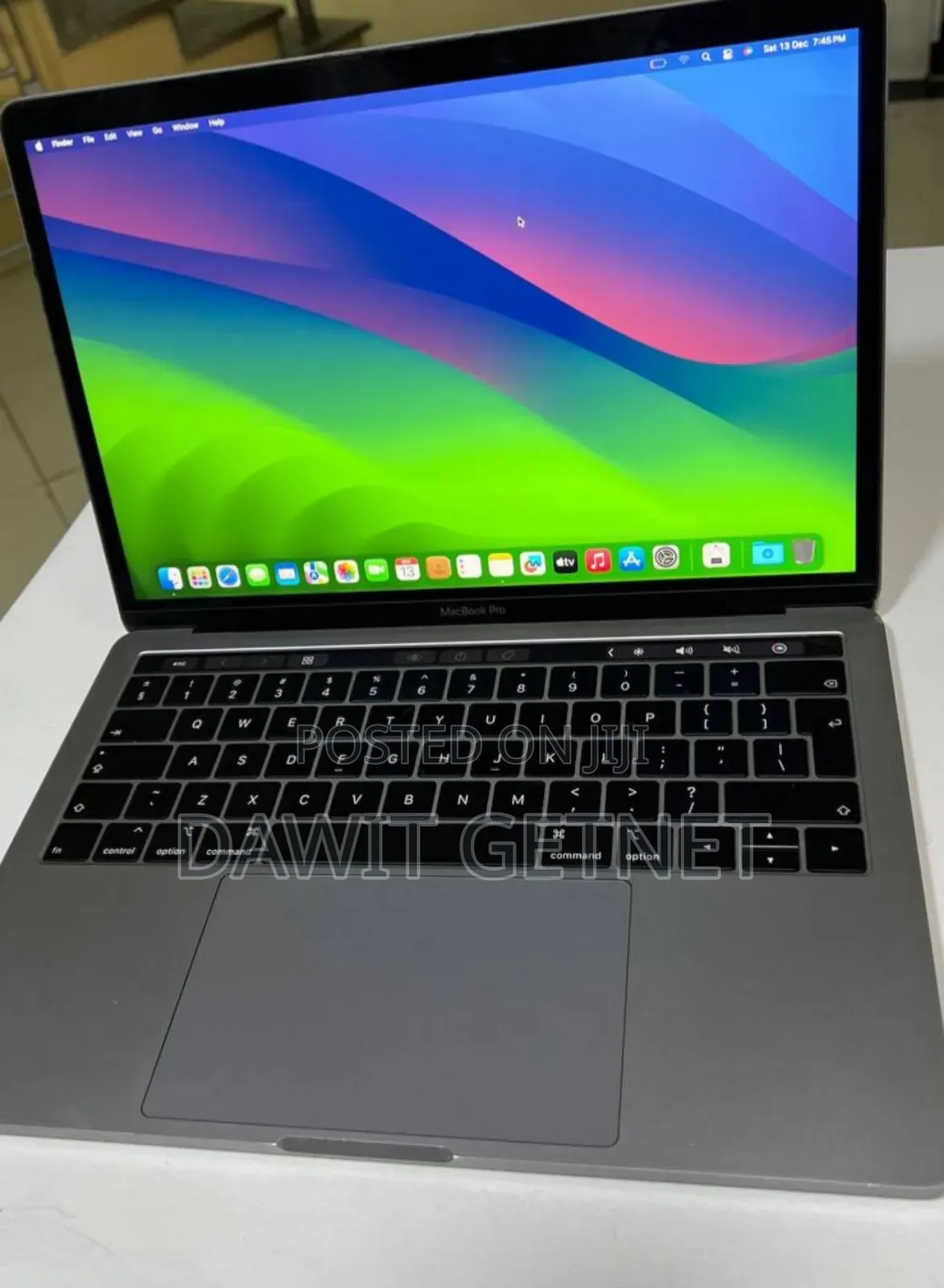 New Laptop Apple MacBook Pro 2019 8GB Intel Core I5 SSD 128GB